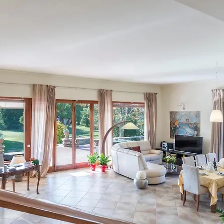 Villa Il Renzito 8, Emma